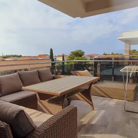 Island Luxury House * Vir